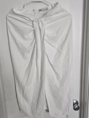 Zara White Ruched Front Pencil Skirt Size S **